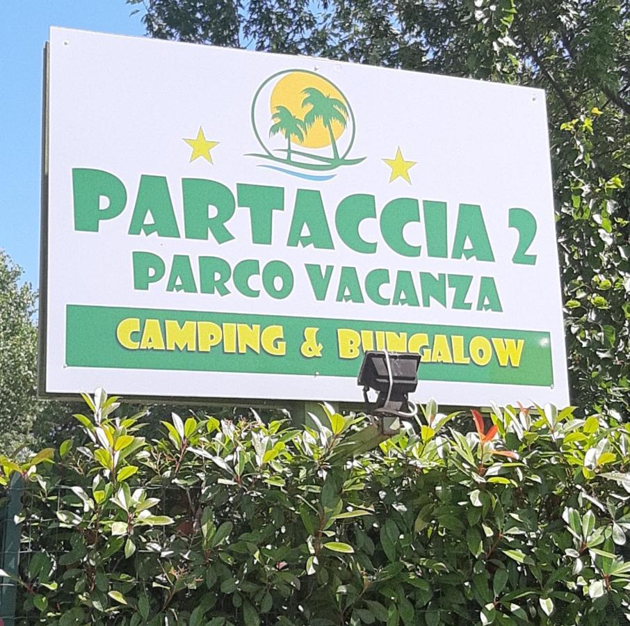 Camping Parco Vacanza Partaccia 2 Marina di Massa Dış mekan fotoğraf